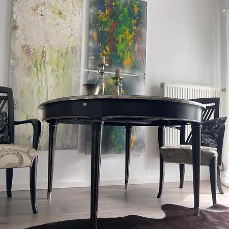 דירה Little Something